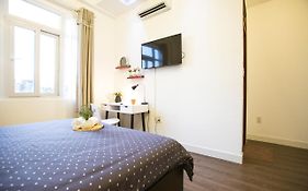 Cafe nhà Nguyễn hướng nhà thờ hồng